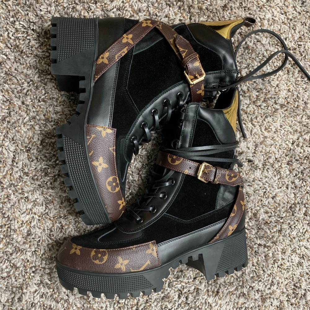 LV Platform Desert Women Boot Sz US 8